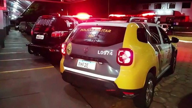 Dupla é detida com moto furtada em ação da Polícia Militar