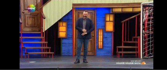 "Fenerbahçe stadı taşınsın" sözleri Güldür Güldür'de tartışma çıkarttı