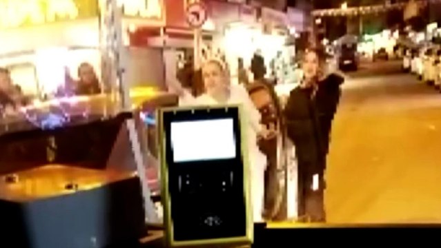 Maltepe’de yol verme kavgası: İETT otobüsünü yumruklayarak tehditler savurdu