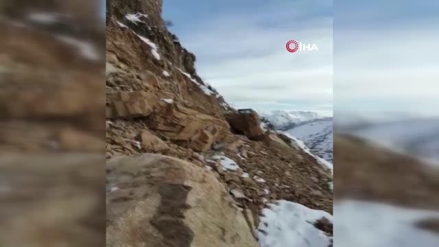 Heyelan nedeniyle kapanan köy yolları ulaşıma açıldı