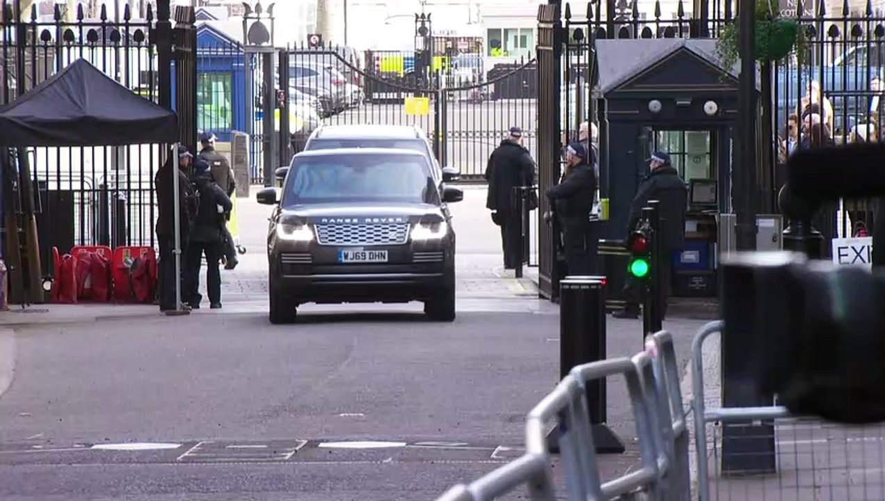 Sunak returns to Downing Street