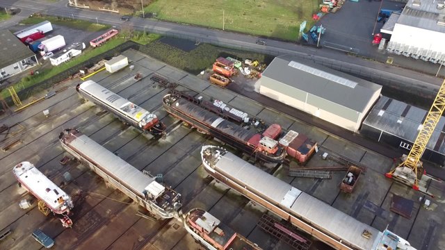 Vues aériennes du chantier naval de Seilles
