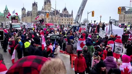 Au Canada, Ottawa paralysée par le "convoi de la liberté" déclare l'état d'urgence