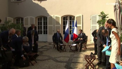 Emmanuel Macron et Vladimir Poutine : l'impossible dialogue ?