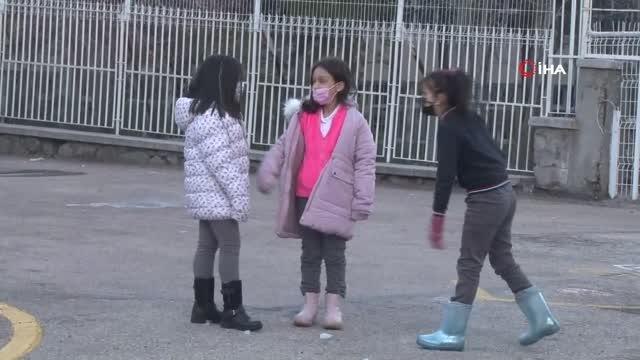 2021-2022 Eğitim Öğretim Yılı ikinci döneminin ilk ders zili çaldı