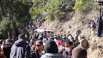 شاهد: مقبرة إغران لم تتسع لحشود مشيعي جنازة الطفل المغربي ريان