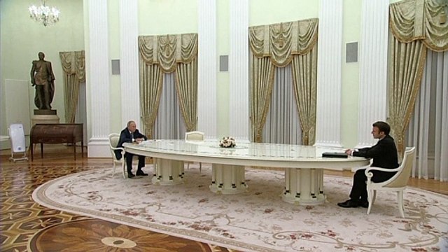 Встреча в Кремле: Макрон и Путин провели переговоры