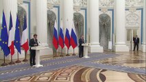 Crisi Ucraina, la mediazione di Macron a Mosca: 5 ore di colloquio con Putin