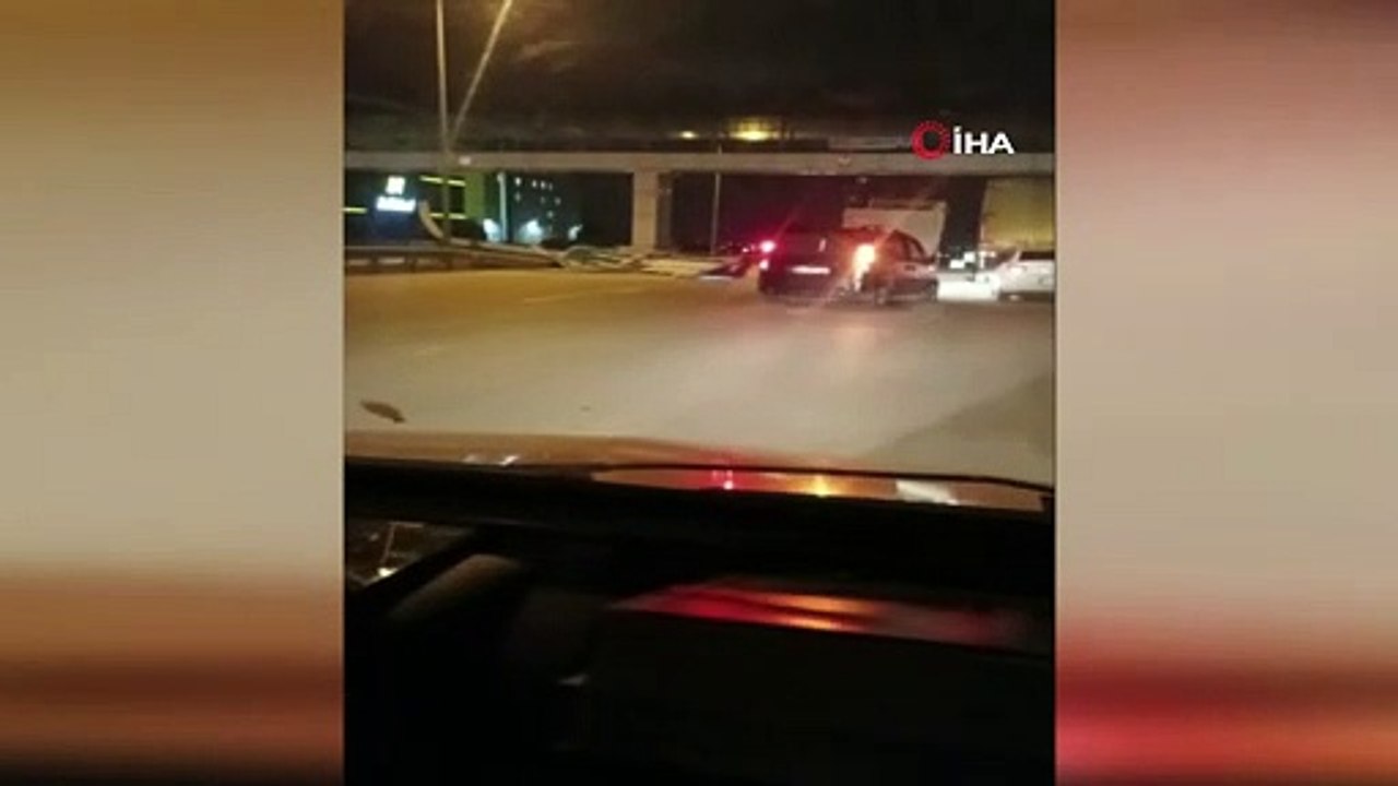 Bursa'da şiddetli lodos trafik levhalarını devirdi