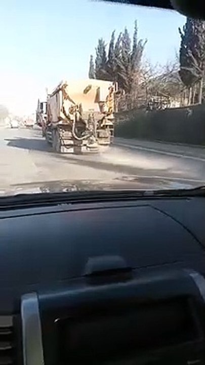 İmamoğlu'nun iş bilmezliği yine devrede! Kar yağarken yapmadığı tuzlamayı bu havada yapıyor...