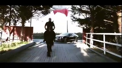 Elinde silahla polislere söylev çeken Gökhan Göz'ün Bozkurt işaretli videosu