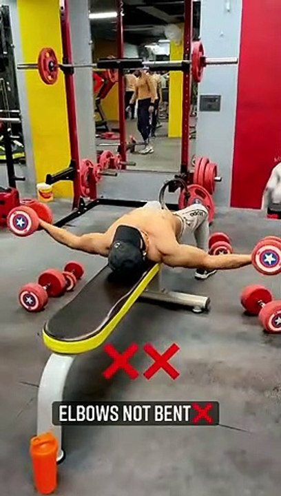 Dumbbell Fly Workout mistakes