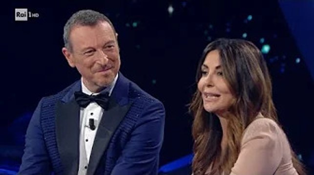 Ascolti sabato 5 febbraio Sanremo 2022 puntata finale contro Matrimonio a Parigi Ieri sera cos’è 091