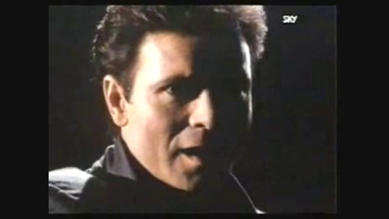 IT'S IN EVERY ONE OF US by Cliff Richard - live TV performance 1985 +lyrics