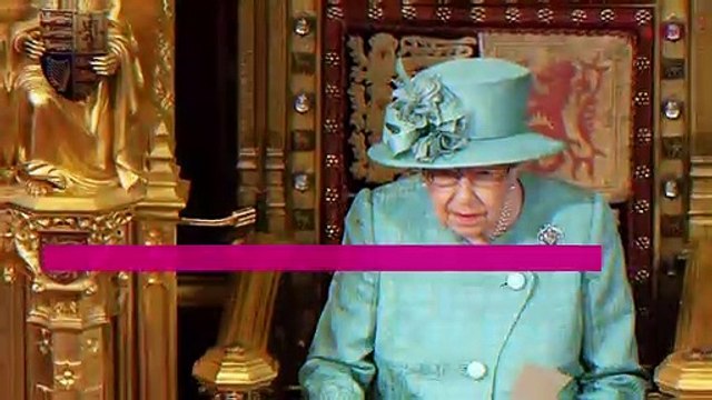 Elizabeth II veut mourir en reine : Stéphane Bern évoque le jubilé de platine de la Reine d'Angleterre
