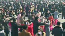 لوحات راقصة في كوريا الشمالية احتفالاً بمرور 74 عامًا على تأسيس الجيش