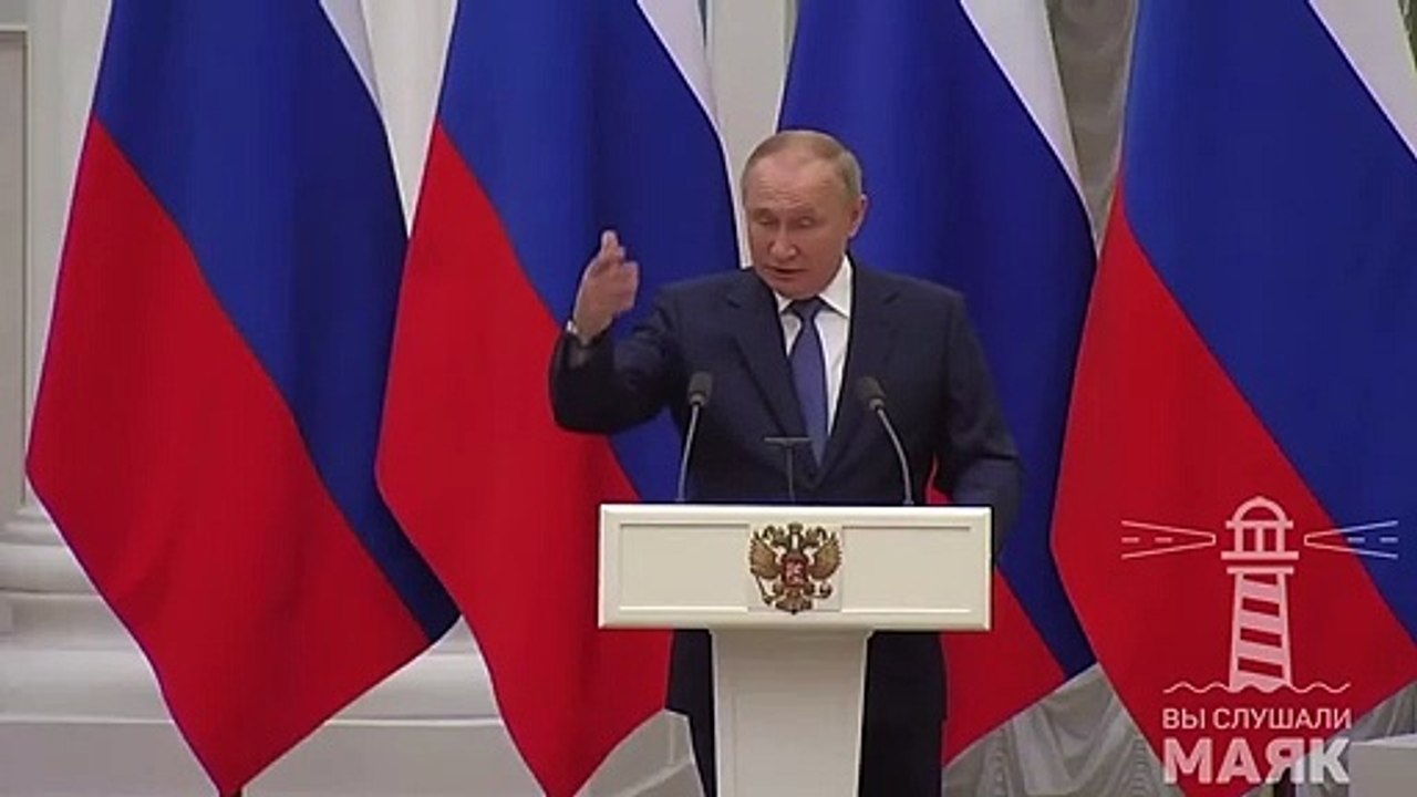 Putin echa la bronca a un reportero francés