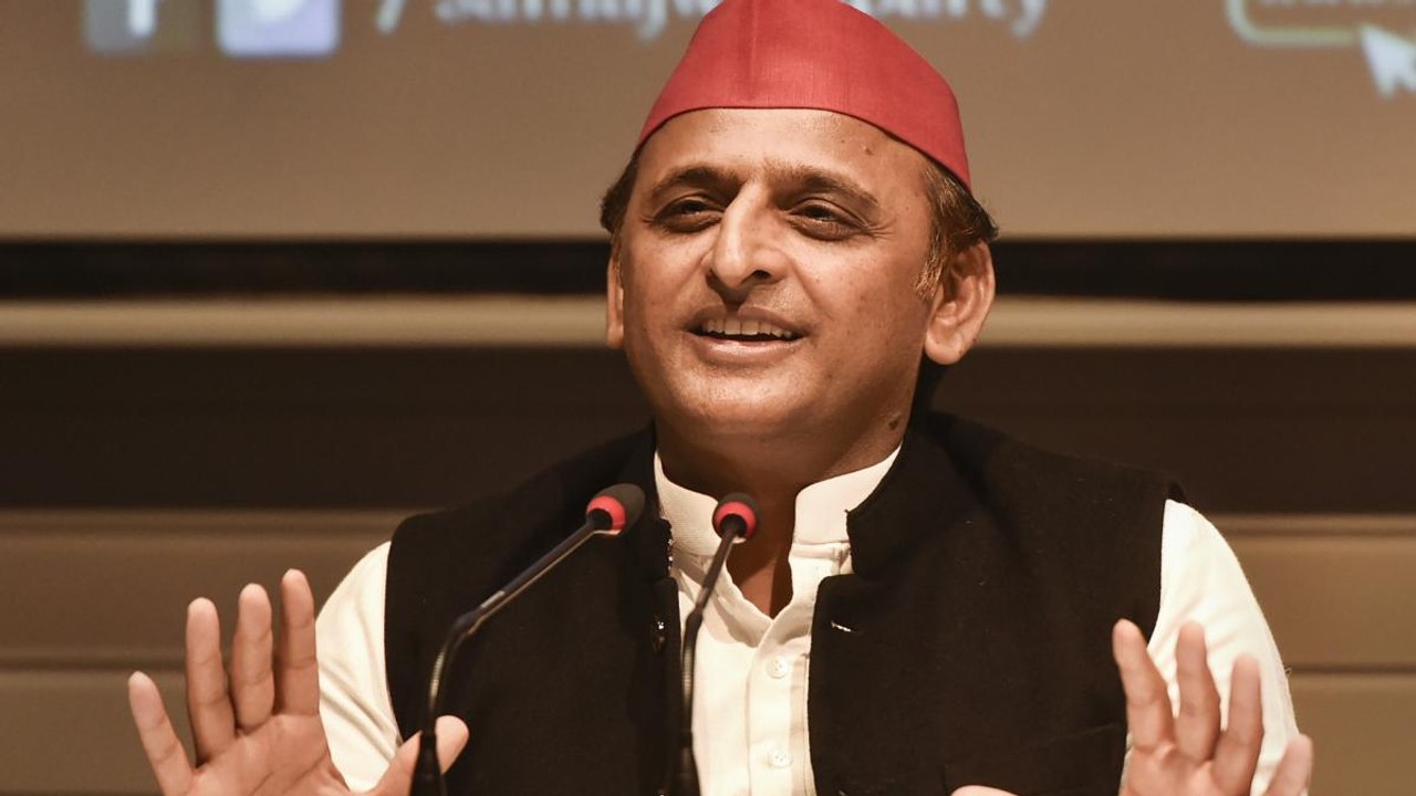 SP Manifesto: Here is what Akhilesh Yadav annou...