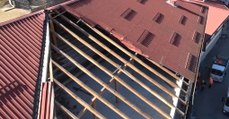 Laveno Mombello (VA) - Vento scoperchia tetto scuola elementare (08.02.22)