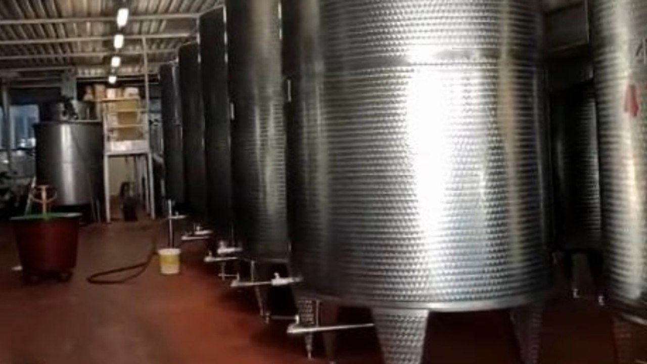 Firenze - Sequestrato impianto di fabbricazione di bevande alcoliche abusivo (08.02.22)