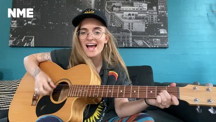 G Flip – ‘Hyperfine’ and ‘Drink Too Much’ acoustic | NME Home Sessions