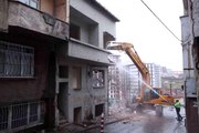 Gaziosmanpaşa'da kentsel dönüşüm çalışmaları hız kesmeden devam ediyor
