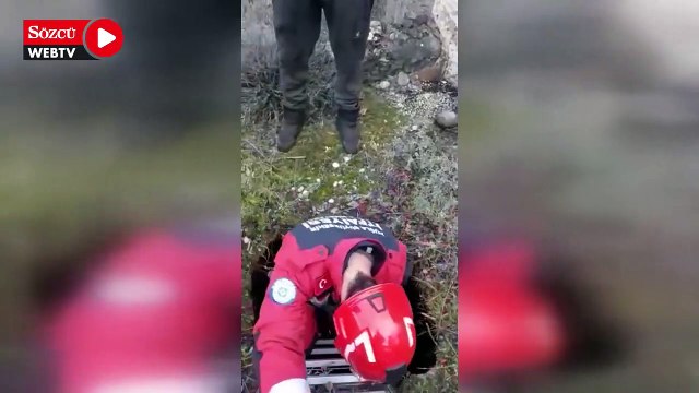 Kuyuya düşen kuzuyu itfaiye ekipleri kurtardı