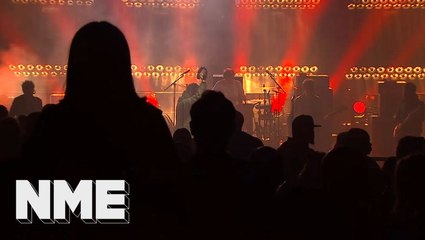 Liam Gallagher plays 'Cigarettes & Alcohol' live | VO5 NME Awards 2018
