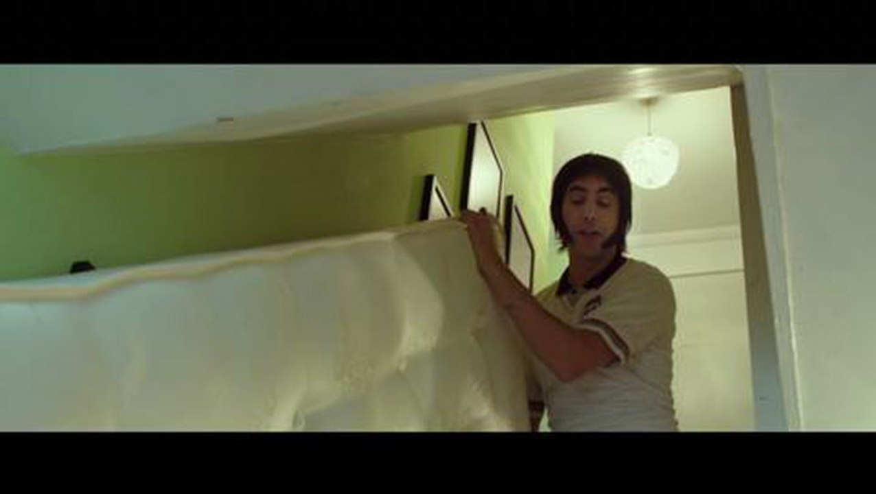 Grimsby - Trailer 3