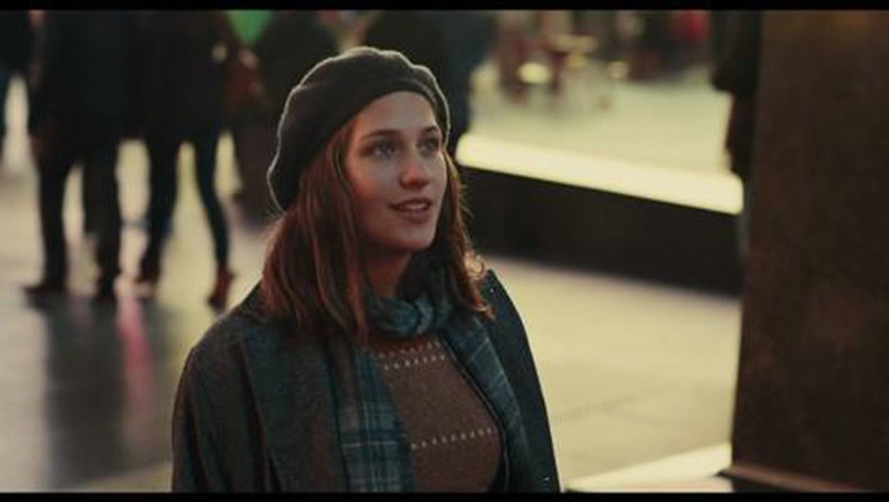 Mistress America Clip - Welcome To The Great White Way
