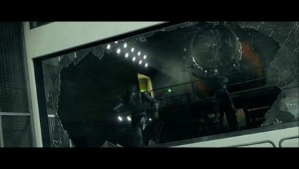 Hitman: Agent 47 Featurette - Who Is John Smith?