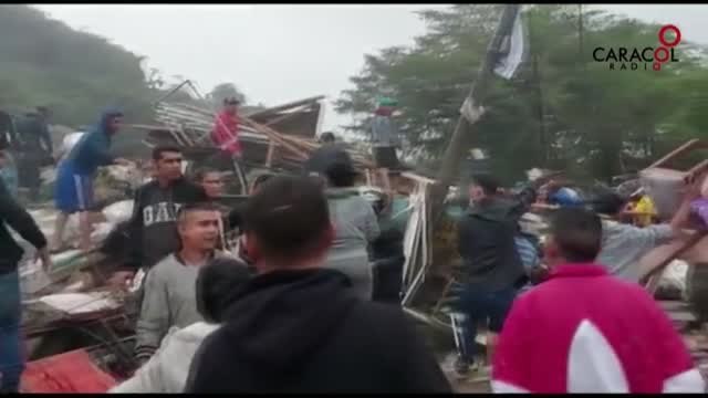 Corrimiento de tierras en Colombia con 8 muertos y decenas de heridos