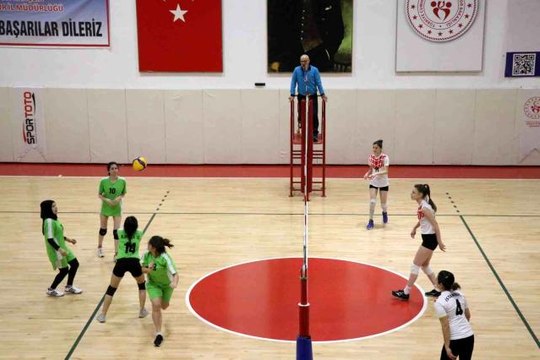 İşitme Engelliler Kadınlar Voleybol Şampiyonası devam ediyor