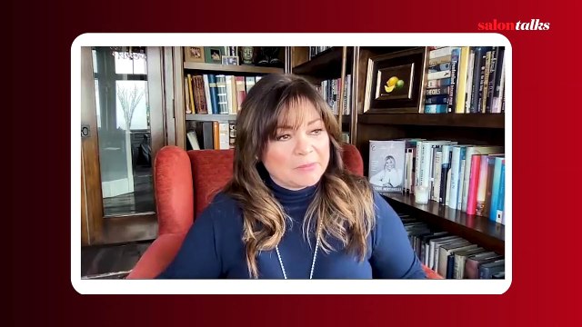 Betty White glowed on set, says co-star Valerie Bertinelli