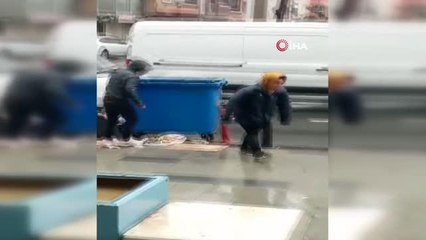 Önce dilendiler, sonra da vatandaşlarla dalga geçtiler