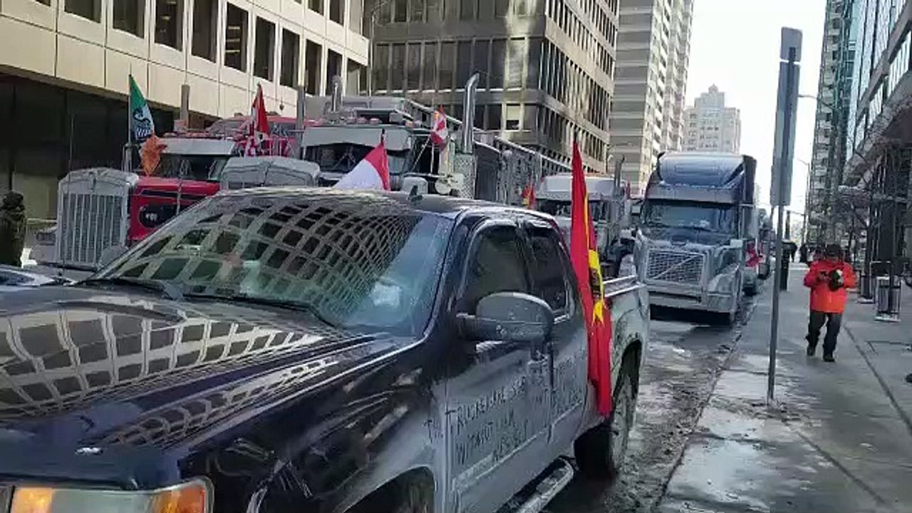 Capital do Canadá (Otawa) continua ocupada ( e o Governo  acuado)