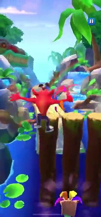 Inferno Ant Drone Battle Run Gameplay On Upstream - Crash Bandicoot: On The Run!