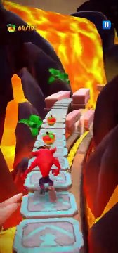 Dino Might! Gem Run Gameplay - Crash Bandicoot: On The Run!