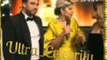 لحظة سقوط أيتن عامر في مهرجان Joy Awards: رد فعل بوسي شلبي يثير الجدل