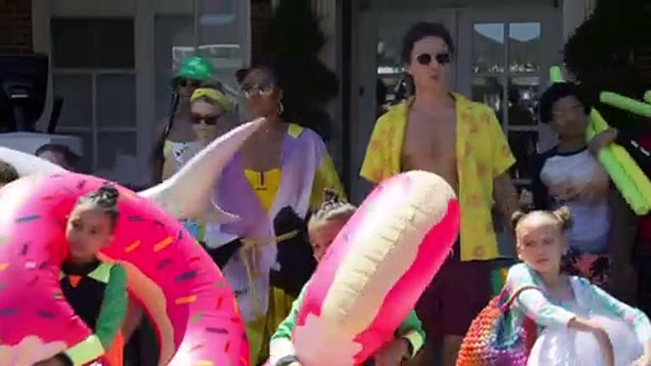 Im dutzend noch billiger film