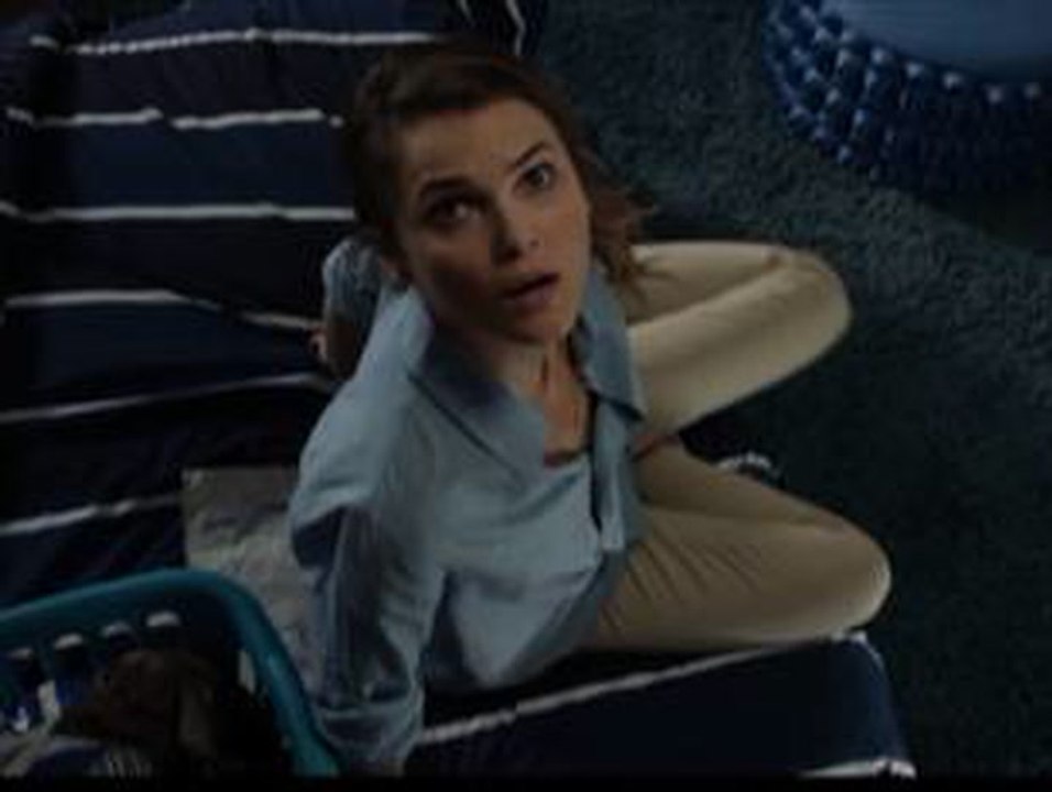 Dark Skies: Clip - Birds