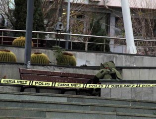 Antalya'da şüpheli çantadan ders kitapları çıktı