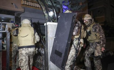 Son dakika haber... Uyuşturucu operasyonunda 8 şüpheli yakalandı