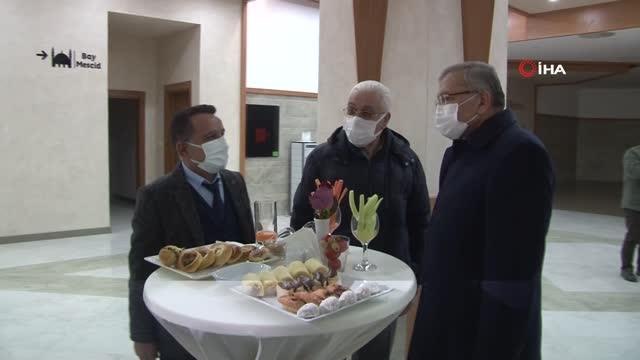 Beykoz Yöre Buluşmaları gala gecesinde ilçedeki 118 yöre ve köy derneğinin temsilcileri bir araya geldi