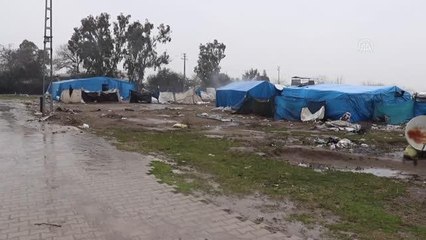 Çukurova'da mevsimlik tarım işçilerinin çocukları eğitime kazandırılıyor