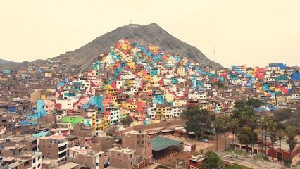 Buat Mural Raksasa, Seniman Ingin Beri Wajah Baru di Wilayah Paling Berbahaya di Lima