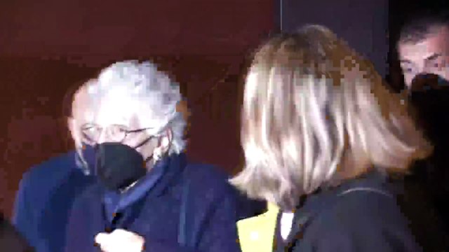 Shoah, Liliana Segre racconta la minaccia ricevuta e abbraccia i ragazzi: Siete la speranza