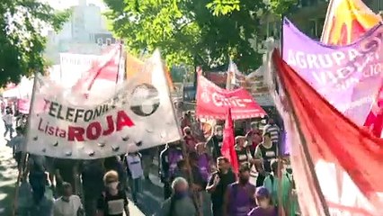 Multitudinaria marcha en Buenos Aires contra la refinanciación del préstamo del FMI