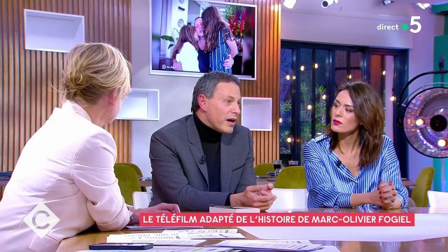 C à vous : Marc-Olivier Fogiel fond en larmes en évoquant sa fille née d'une GPA