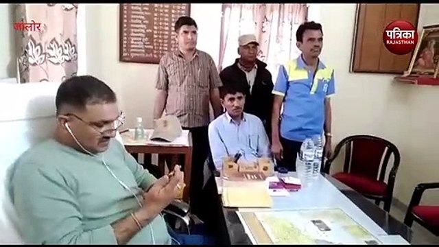 एसीबी : जीएसटी अधिकारी एक लाख रुपए की घूस लेते रंगे हाथों गिरफ्तार, रिश्वत की राशि लेने वाला पेट्रोल पंप का सेल्समैन भी पकड़ा